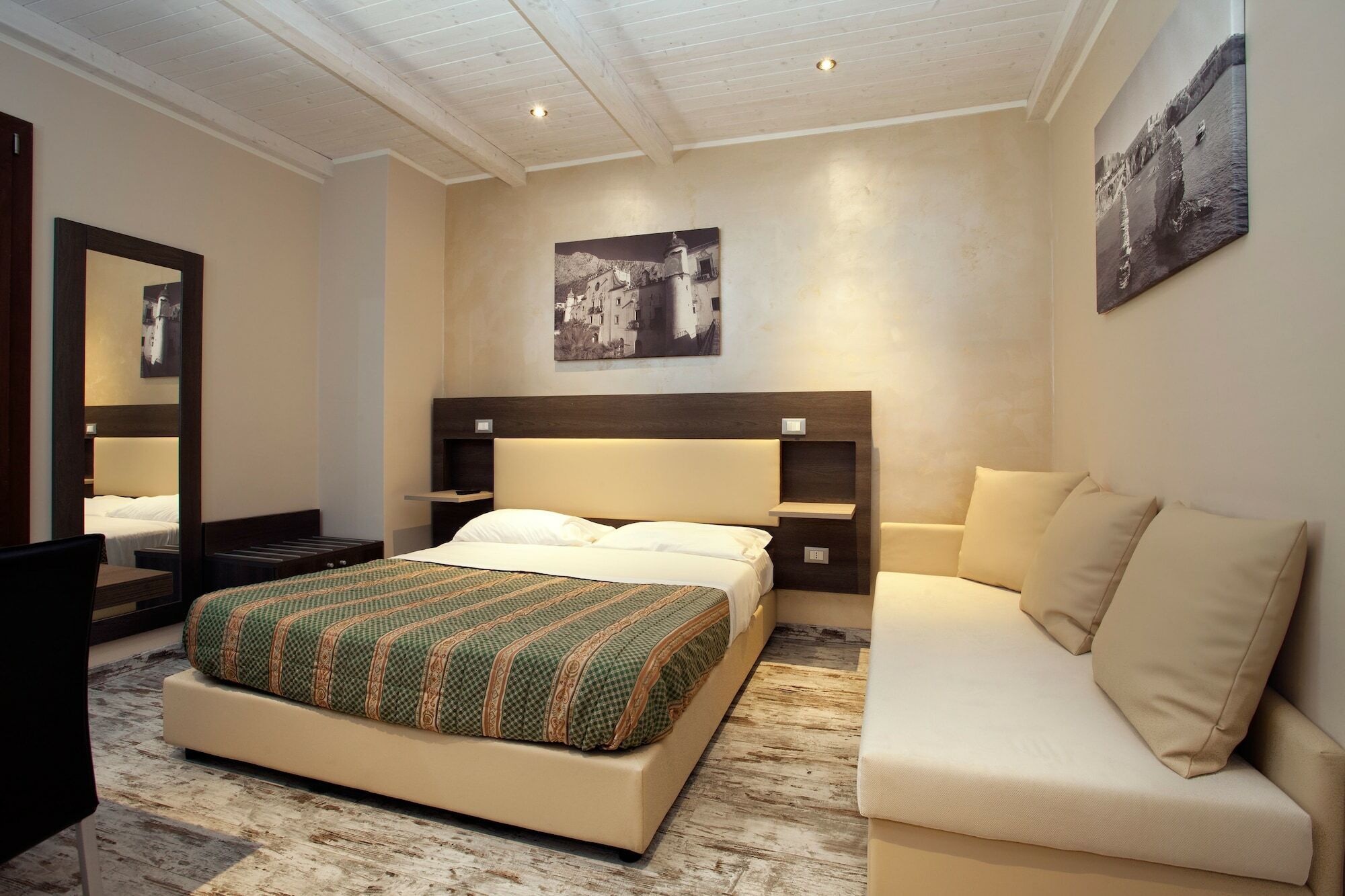 คูเนเซียส บี&บี Bed & Breakfast ชีนิซี ภายนอก รูปภาพ